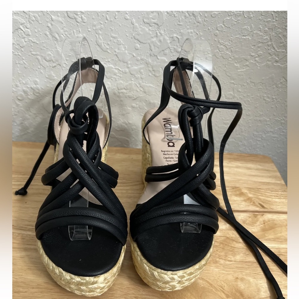 Wamba Colombian Women Strappy Black Plaform Sandals size 38
